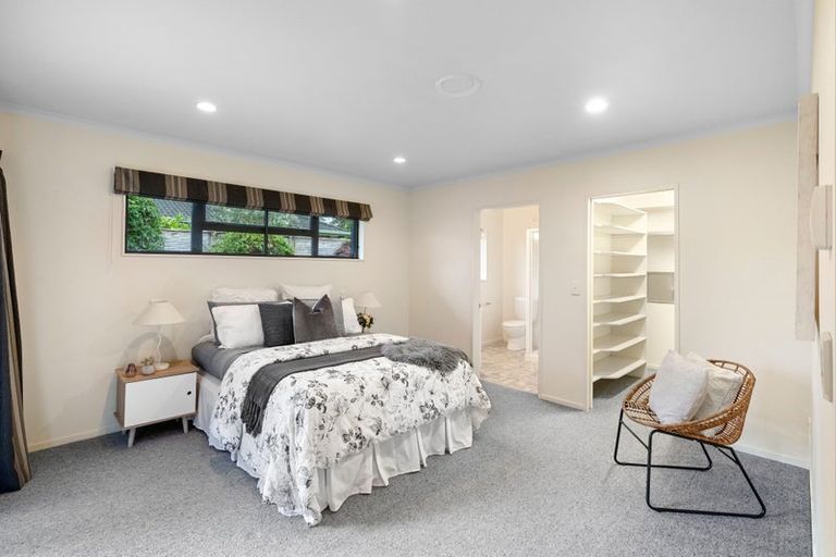 Photo of property in 1 Roseash Lane, Levin, 5510