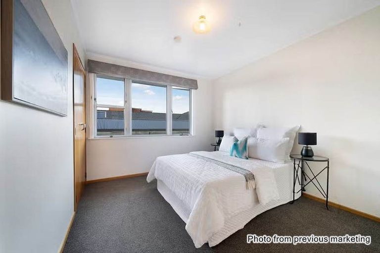 Photo of property in 34 Coniston Avenue, Te Atatu South, Auckland, 0610
