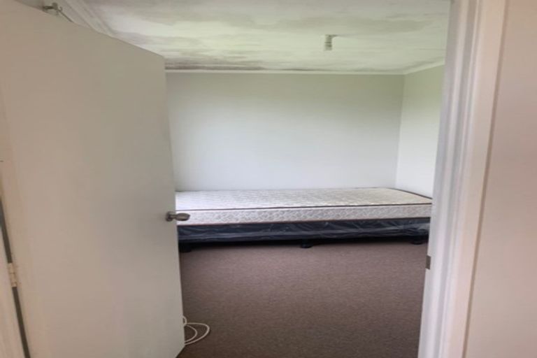 Photo of property in 1/75 Manuka Road, Bayview, Auckland, 0629