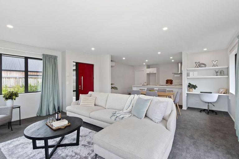 Photo of property in 6 Dennis Lane, Halswell, Christchurch, 8025