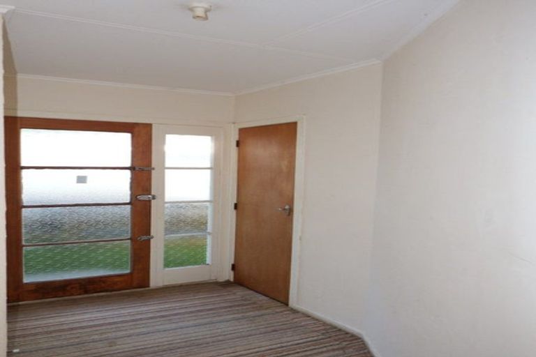 Photo of property in 15 Vera Street, Marton, 4710