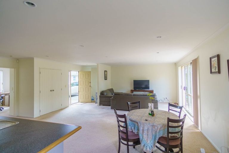 Photo of property in 38a County Road, Torbay, Auckland, 0630