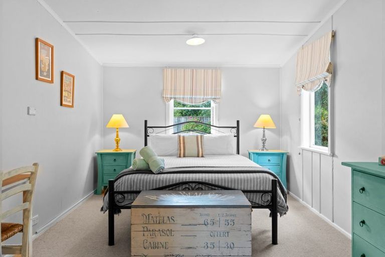 Photo of property in 52 Princess Street, Martinborough, 5711