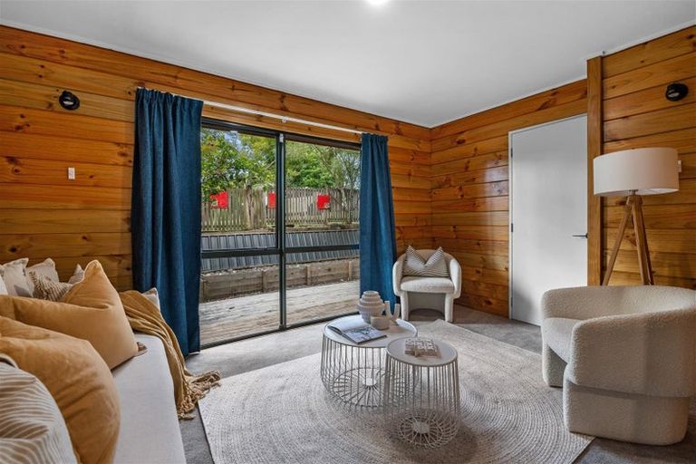Photo of property in 62 Grand Vue Road, Kawaha Point, Rotorua, 3010
