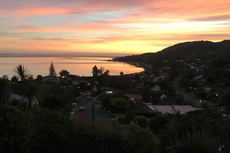 Photo of property in 65 Paremata Street, Atawhai, Nelson, 7010