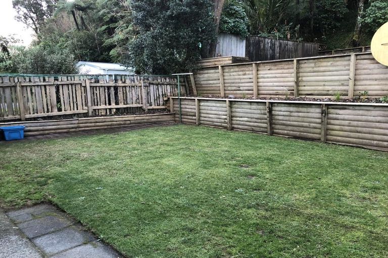 Photo of property in 105 Poplar Grove, Whalers Gate, New Plymouth, 4310