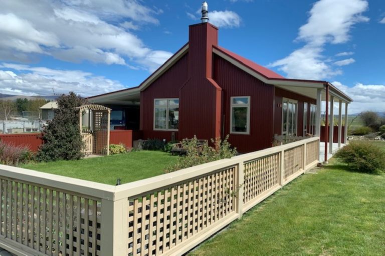 Photo of property in 261 Glen Lyon Road, Twizel, 7901