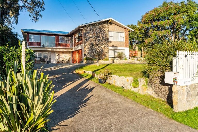 Photo of property in 15 Camellia Avenue, Ruakaka, 0116