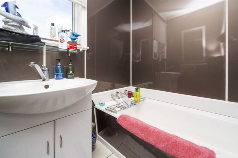 Photo of property in 141 Fairfield Road, Hawera, 4610