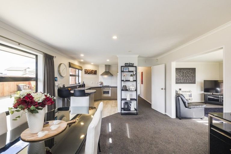 Photo of property in 60 Branigan Parade, Kelvin Grove, Palmerston North, 4414