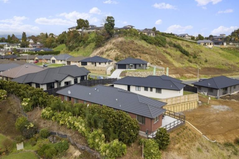 Photo of property in 48 Magnolia Drive, Westown, New Plymouth, 4310