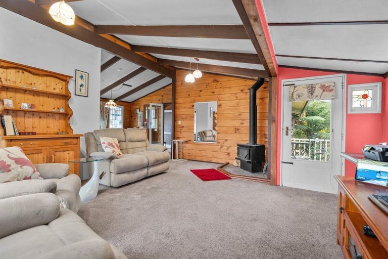 Photo of property in 28 Rexwood Street, Carterton, 5713