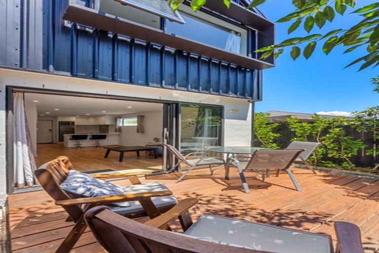 Photo of property in 5/36 Kaipatiki Road, Glenfield, Auckland, 0629