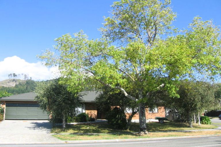 Photo of property in 31 Seddon Street, Wallaceville, Upper Hutt, 5018