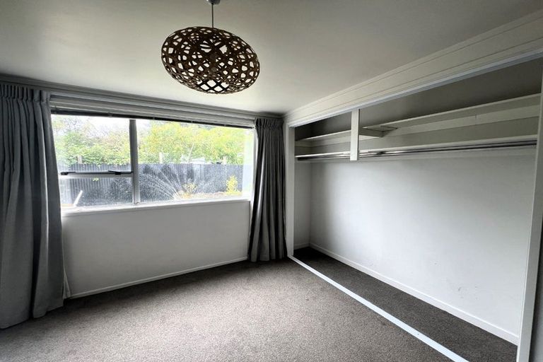 Photo of property in 2/41 Bowhill Road, New Brighton, Christchurch, 8083