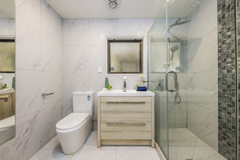 Photo of property in 32 Gracechurch Drive, Flat Bush, Auckland, 2016