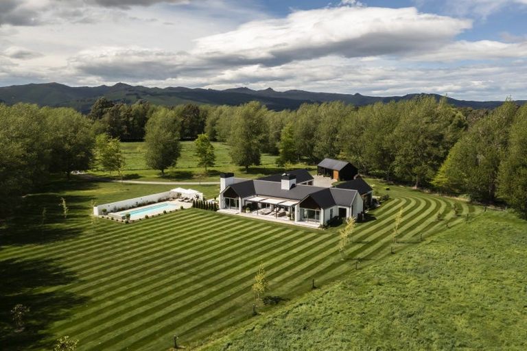 Photo of property in 26 Mcdrurys Road, Halswell, Christchurch, 7674