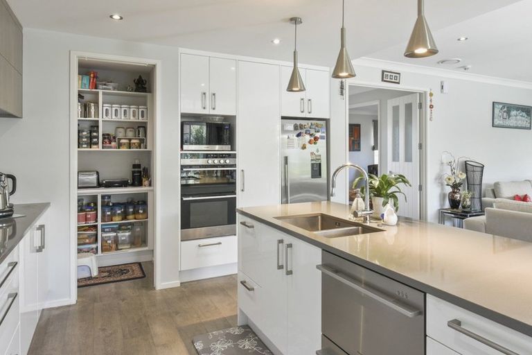 Photo of property in 126 Hillpark Drive, Pokeno, 2402