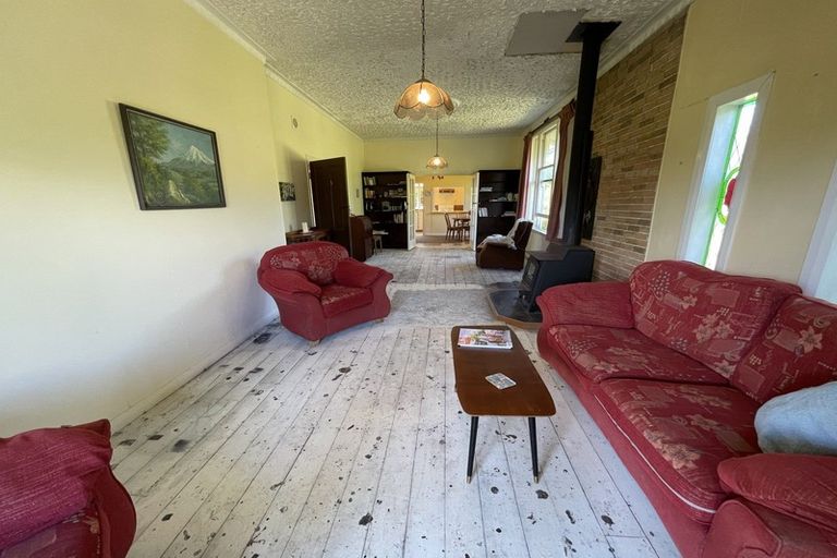 Photo of property in 4 Greenfield Street, Hector, 7822