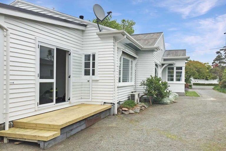 Photo of property in 14 Kotare Street, Fendalton, Christchurch, 8041