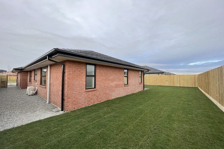 Photo of property in 14 Ned Place, Halswell, Christchurch, 8025