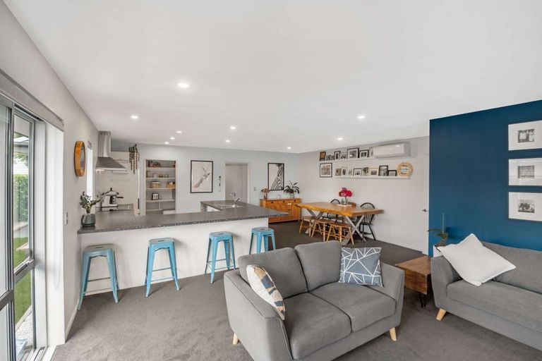 Photo of property in 6 Blaenavon Place, Halswell, Christchurch, 8025