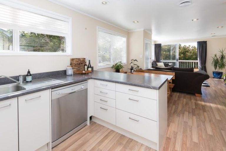 Photo of property in 1/25 Imogene Way, Half Moon Bay, Auckland, 2012