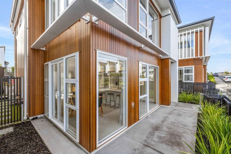 Photo of property in 13 Frances Bryers Road, Hobsonville, Auckland, 0616