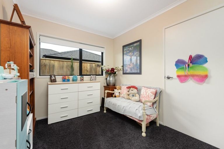 Photo of property in 87 Puhirake Crescent, Pyes Pa, Tauranga, 3112