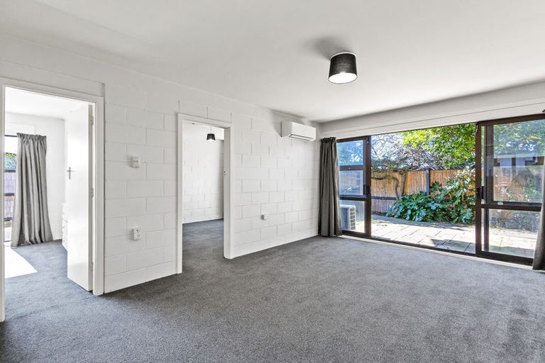 Photo of property in 1/267 Pages Road, Wainoni, Christchurch, 8061