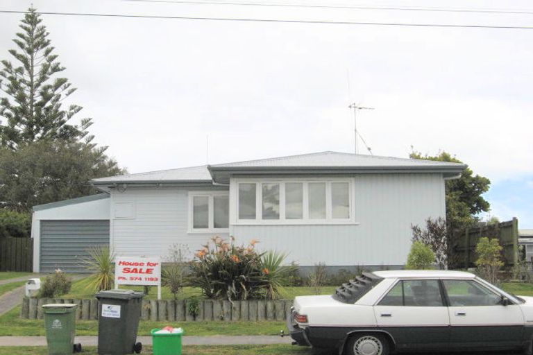 Photo of property in 220a Papamoa Beach Road, Papamoa Beach, Papamoa, 3118