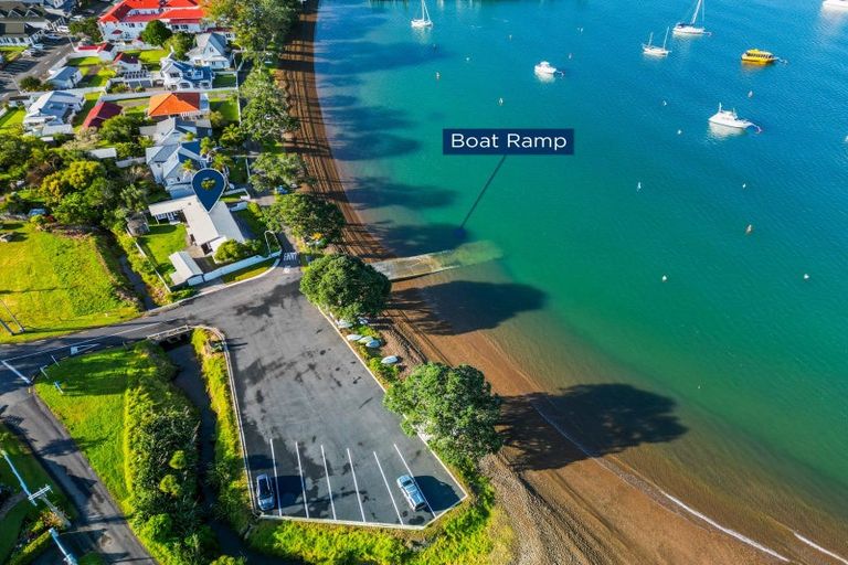 Photo of property in 49 The Strand, Russell, 0202