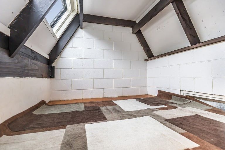 Photo of property in Sherwood Mews, 28b Bidwill Street, Mount Cook, Wellington, 6021