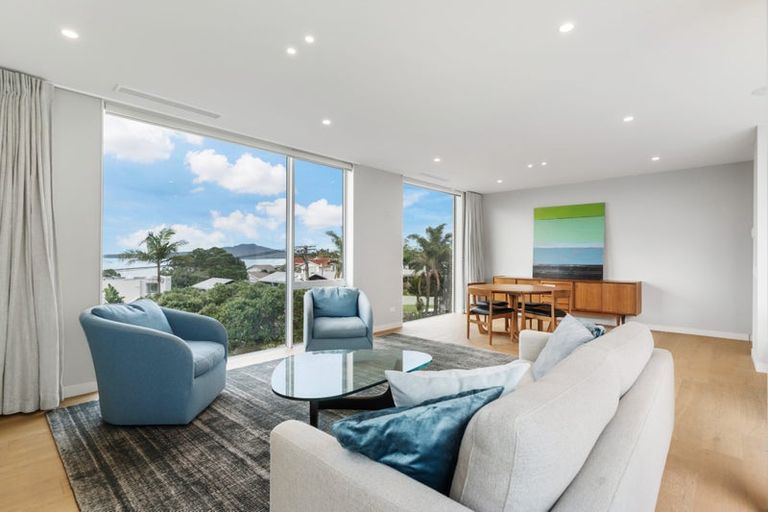 Photo of property in 20 Cameron Street, Takapuna, Auckland, 0622