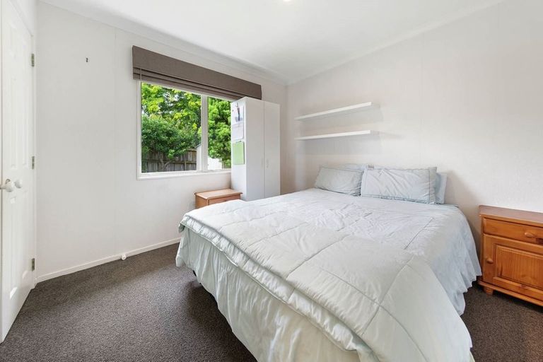 Photo of property in 19 Trovare Place, Golflands, Auckland, 2013