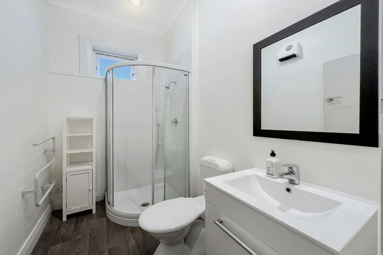 Photo of property in 528 Evans Bay Parade, Hataitai, Wellington, 6021