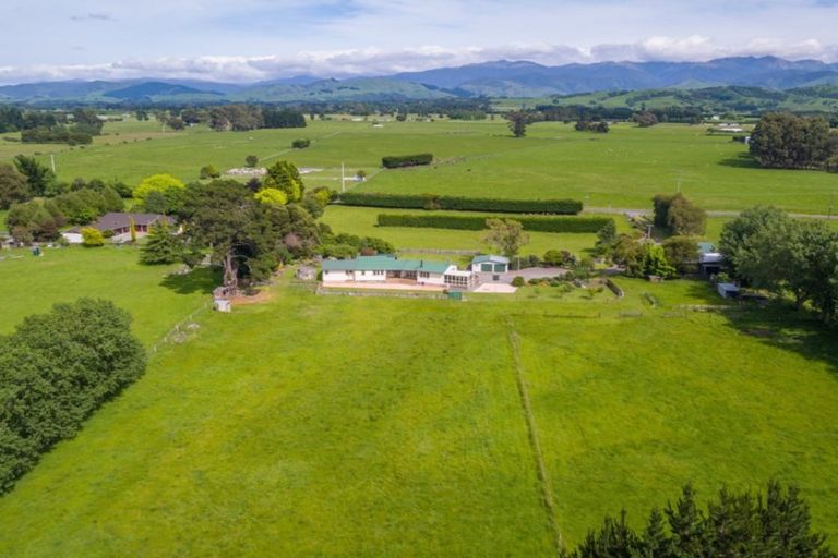 Photo of property in 120 Kibblewhite Road, Matahiwi, Masterton, 5888
