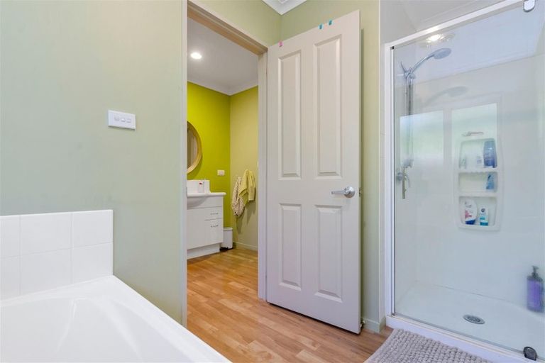 Photo of property in 24 Kipling Crescent, Owhata, Rotorua, 3010