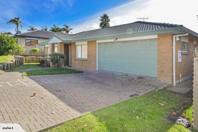 Photo of property in 12 Sophora Way, Albany, Auckland, 0632