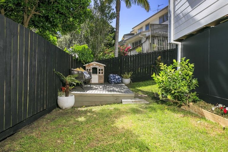 Photo of property in 101a Carlisle Road, Torbay, Auckland, 0632