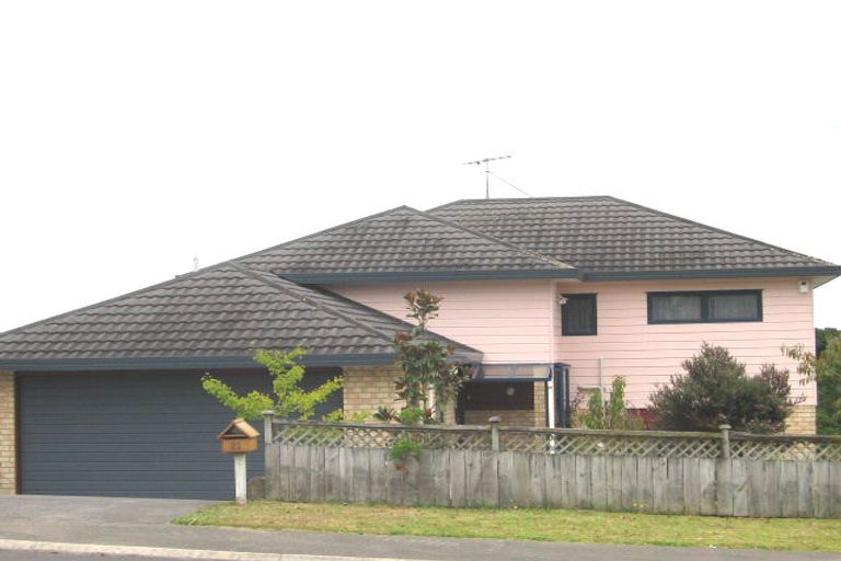 Photo of property in 21 Stephanie Close, Glenfield, Auckland, 0629