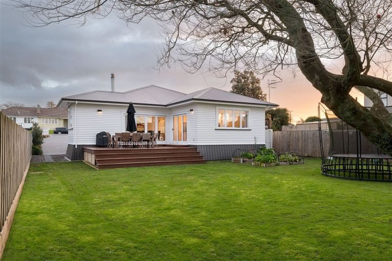 Photo of property in 15a Strathmore Street, Morrinsville, 3300