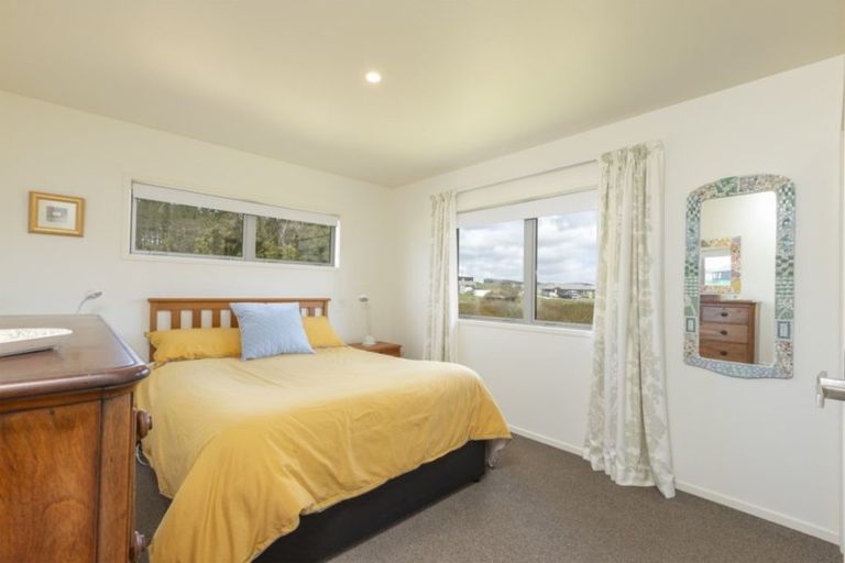 Photo of property in 11 Northcoast Place, Mangawhai Heads, Mangawhai, 0505