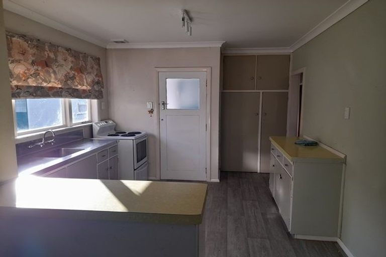 Photo of property in 90 Wood Street, Takaro, Palmerston North, 4410