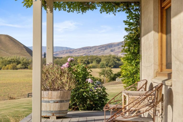 Photo of property in 333 Ardgour Road, Tarras, Cromwell, 9383