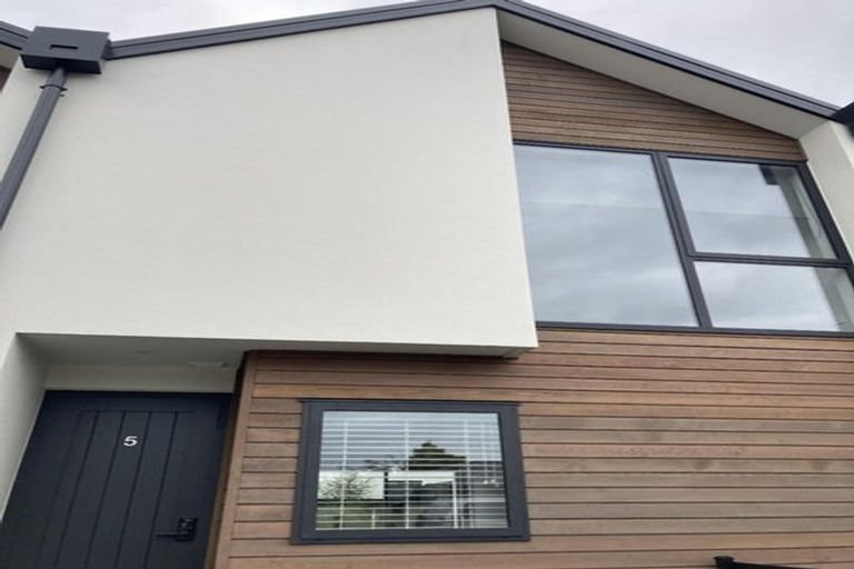 Photo of property in 5/27 New Brighton Road, Shirley, Christchurch, 8061