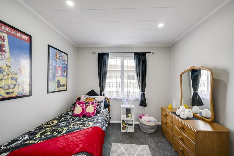 Photo of property in 69 Clarence Cox Crescent, Pirimai, Napier, 4112