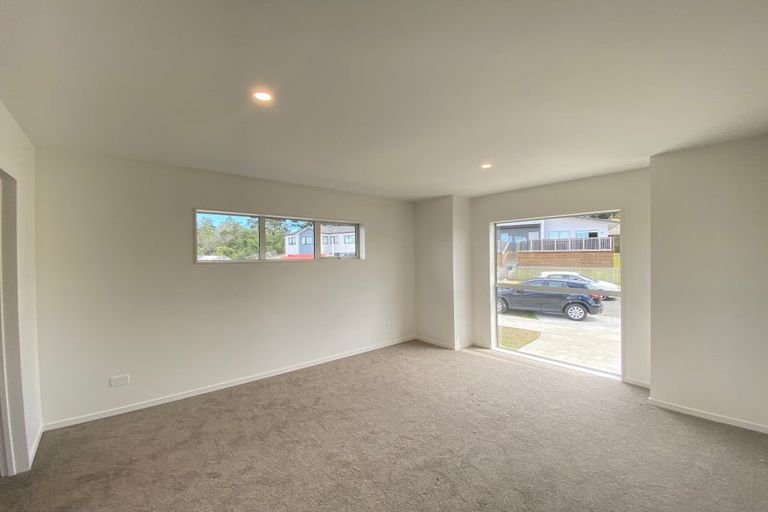Photo of property in 40 Korihi Drive, Swanson, Auckland, 0614