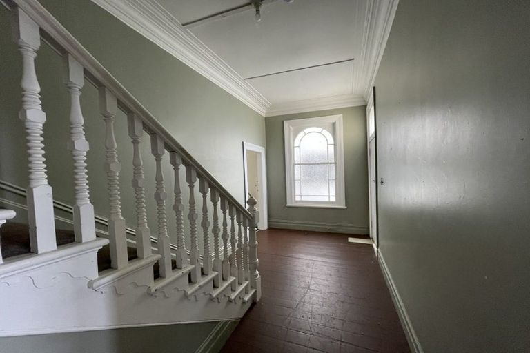 Photo of property in 1/18 Clifton Terrace, Kelburn, Wellington, 6012