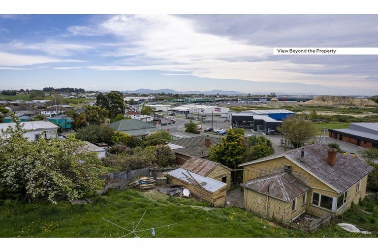 Photo of property in 2 Eversley Street, Waimataitai, Timaru, 7910